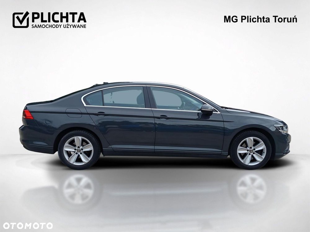 Volkswagen Passat - 7
