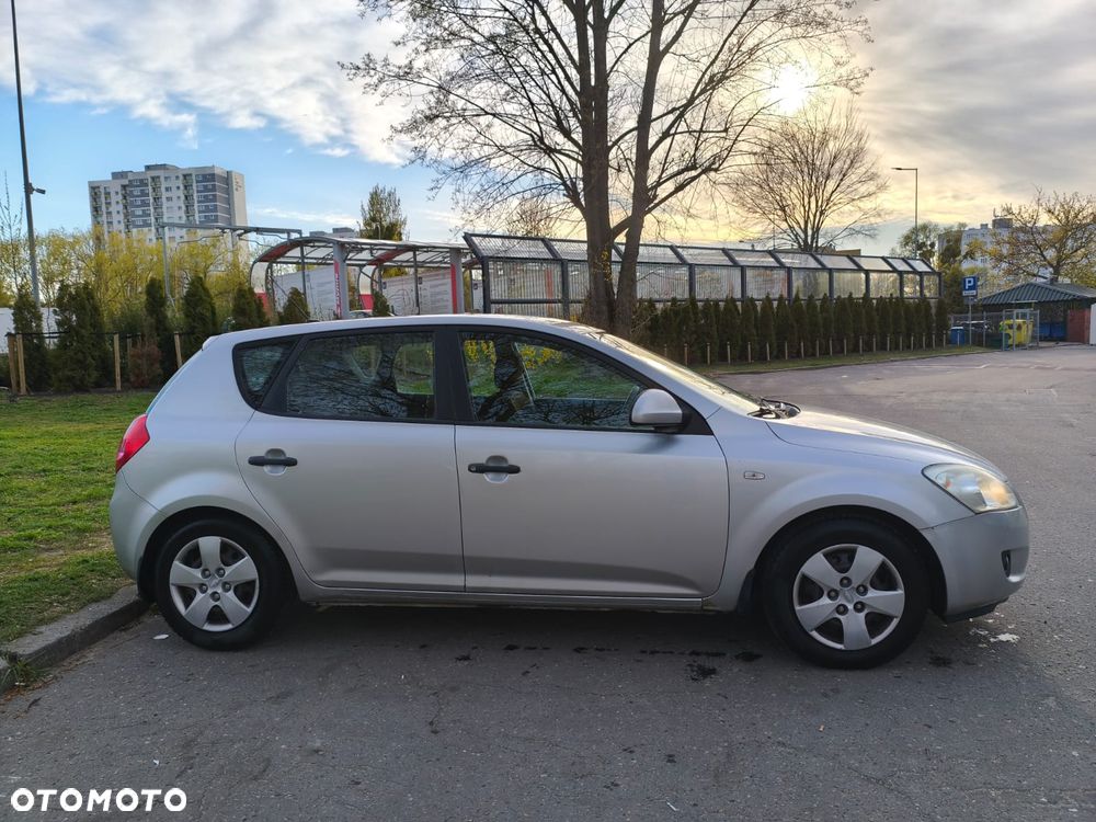 Kia Ceed 1.4 Comfort - 5