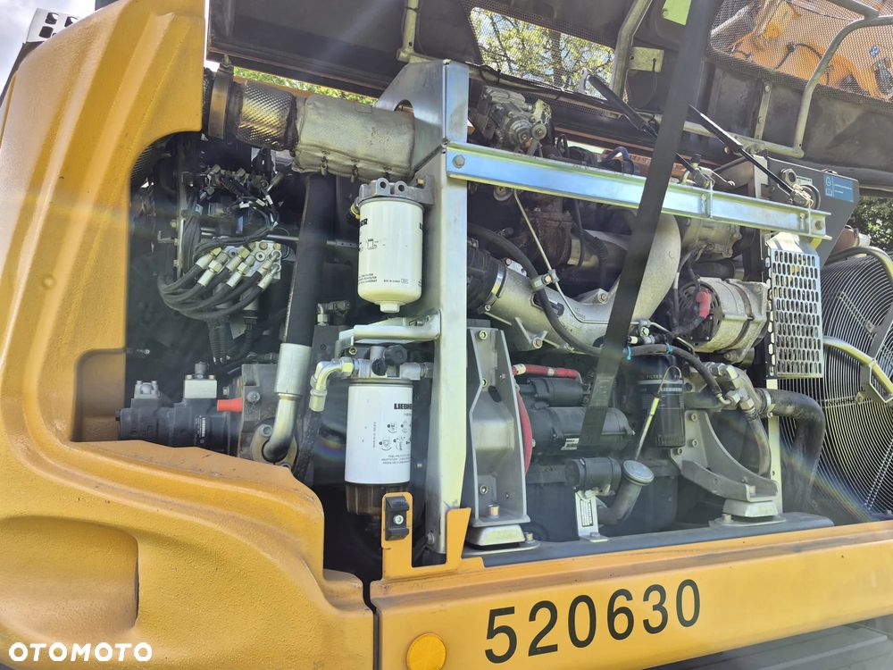 Liebherr A914 - 19