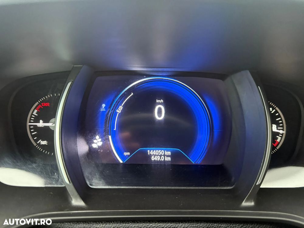 Renault Megane TCe GPF Business - 15