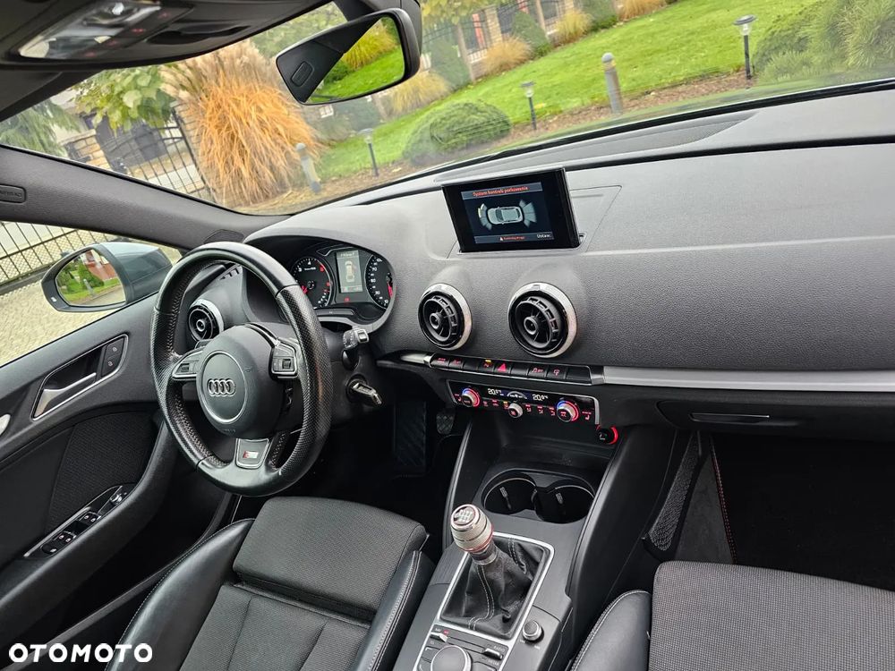 Audi A3 Sportback 2.0 TDI S line Sportpaket - 36