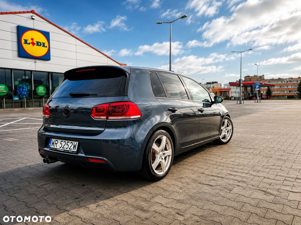 Volkswagen Golf 1.6 TDI BlueMot Trendline - 4