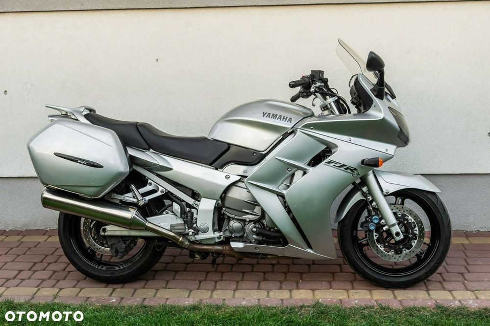 Yamaha FJR - 2