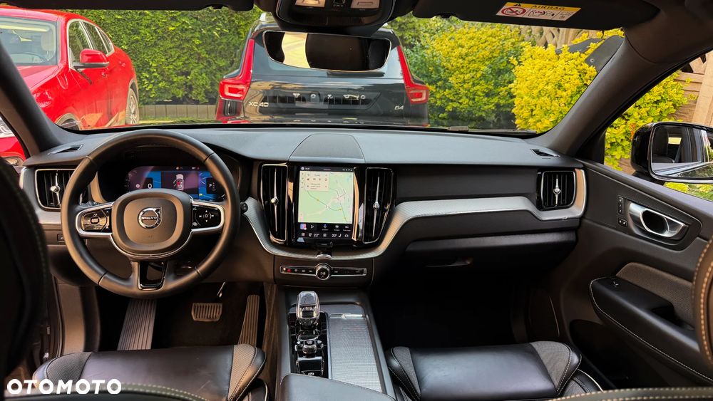 Volvo XC 60 B4 D AWD Ultimate Bright - 29