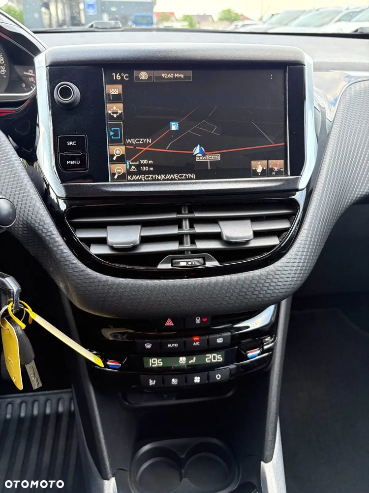 Peugeot 2008 1.2 Pure Tech Crossway S&S - 21