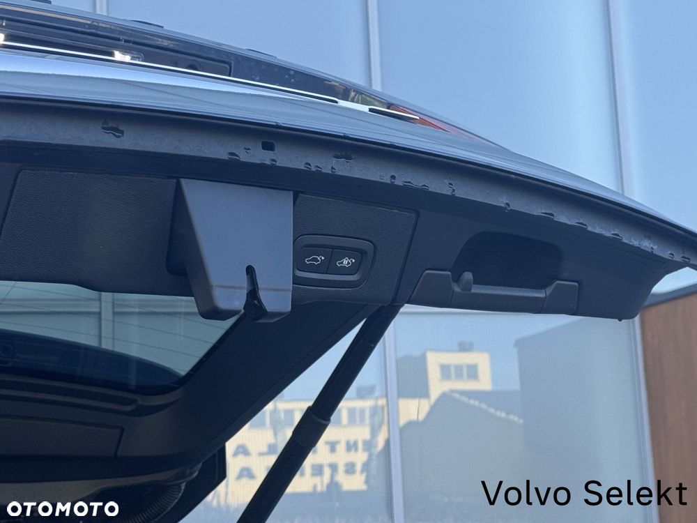 Volvo XC 60 - 30