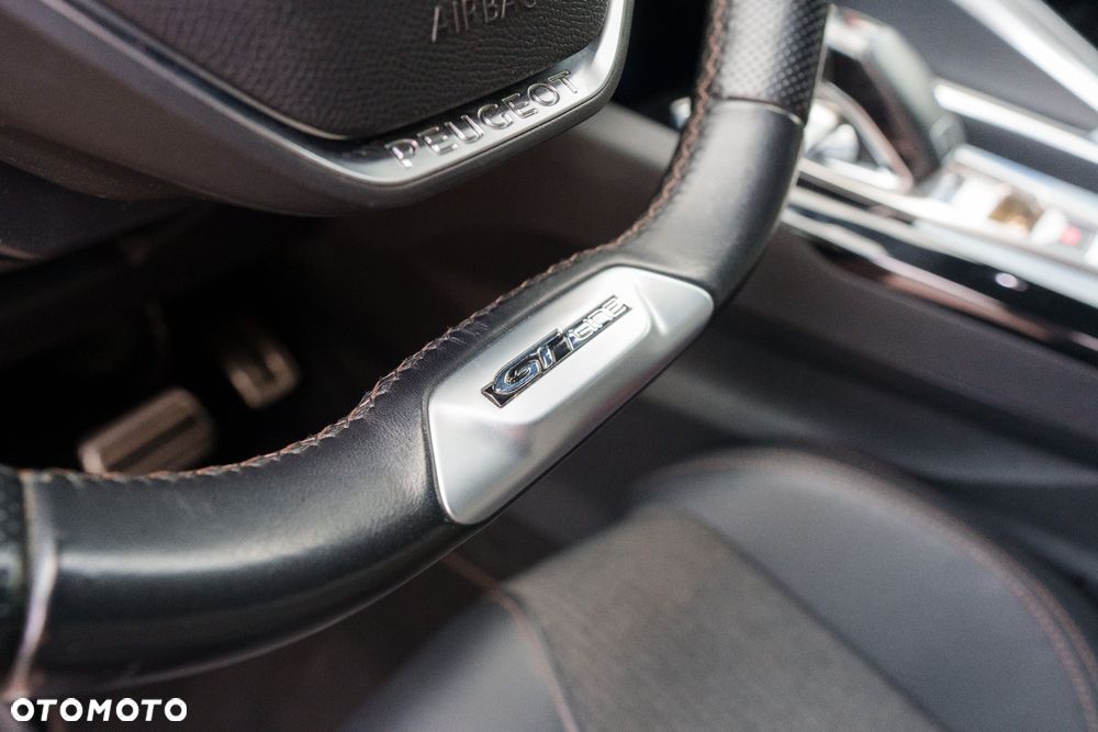 Peugeot 3008 THP 165 EAT6 Stop & Start Allure - 28