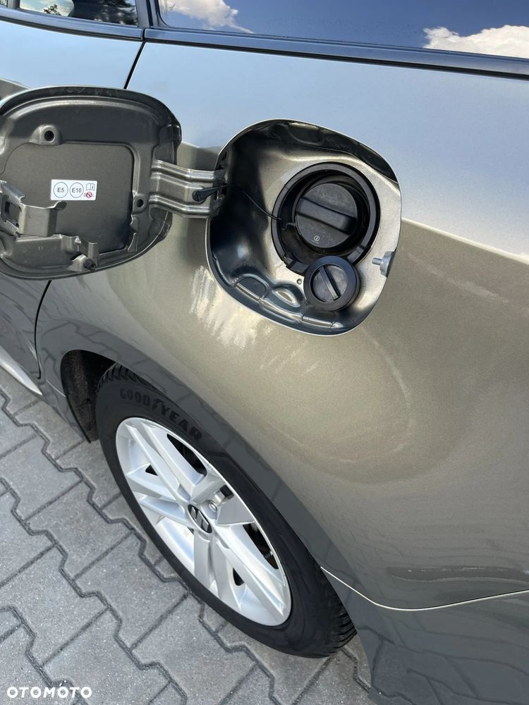 Suzuki Swace 1.8 Hybrid Premium Plus CVT - 27