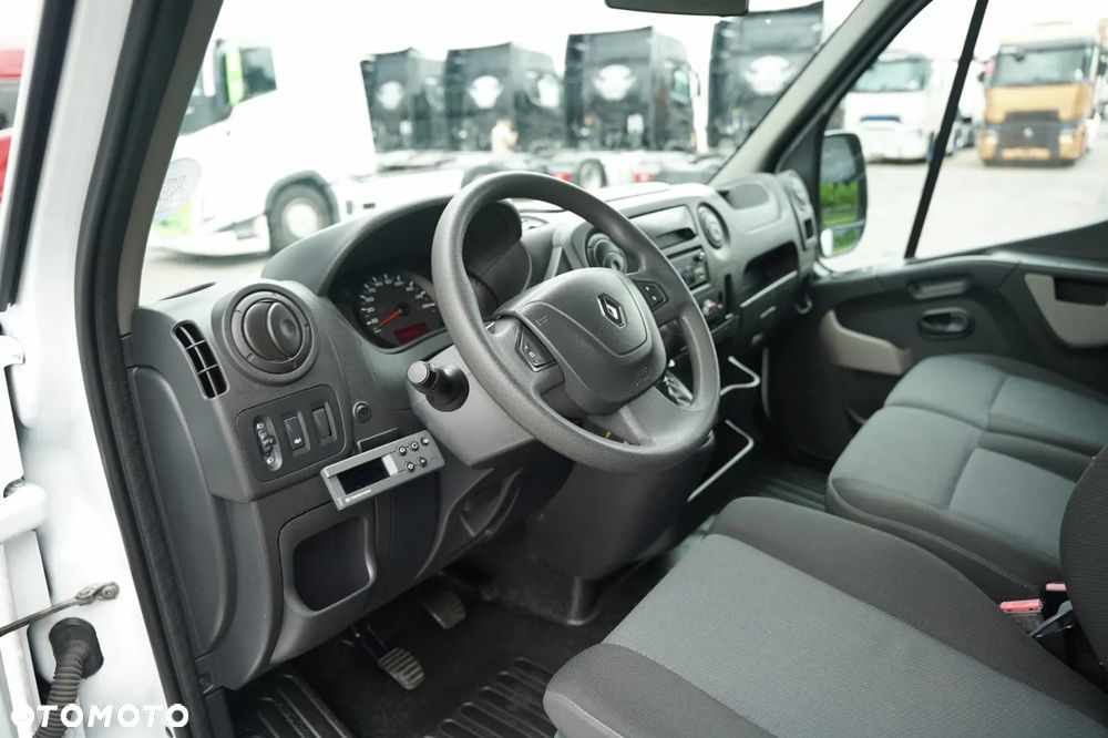 Renault MASTER DCI 170 / CHŁODNIA / THERMO KING SPECTRUM V- 500 MAX / MULTITEMPERATURA / ŚCIANA GRODZIOWA / SPROWADZONA / - 25
