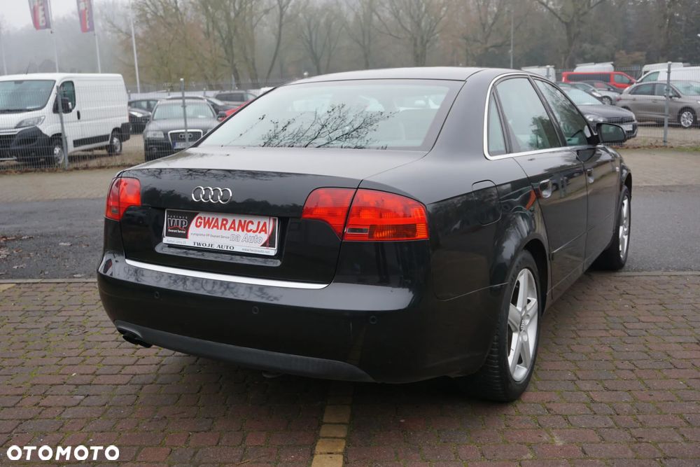 Audi A4 Limousine 2.0 TDI - 3