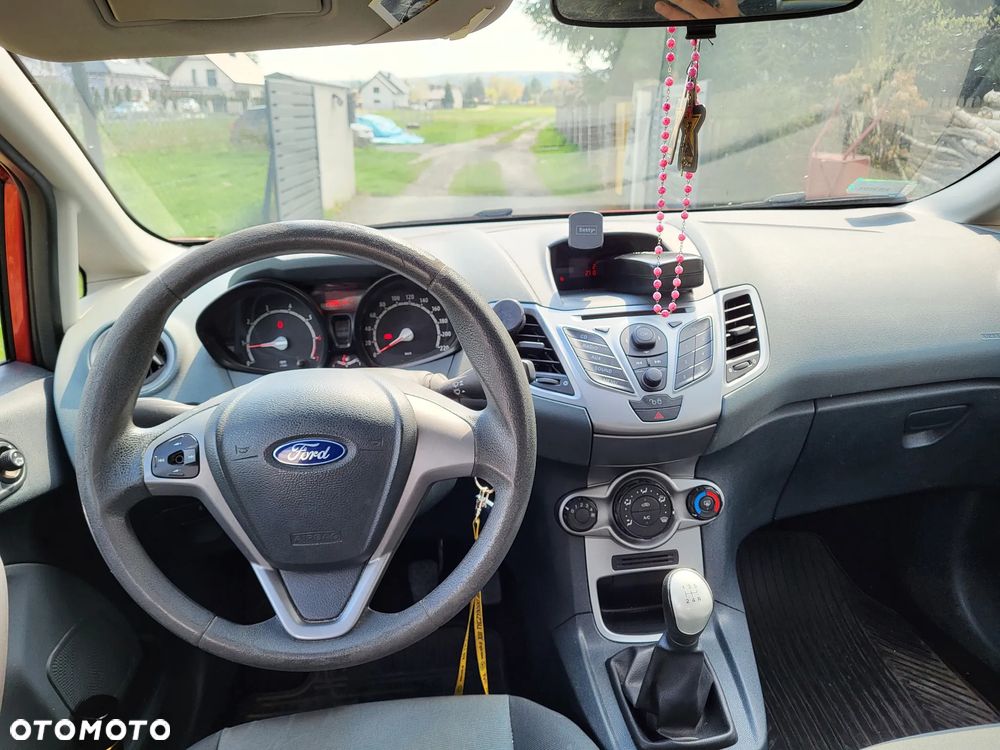 Ford Fiesta 1.25 Trend - 6