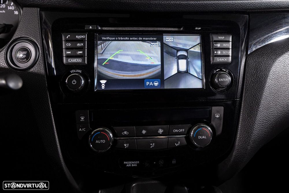 Nissan Qashqai 1.6 dCi Tekna Premium - 17