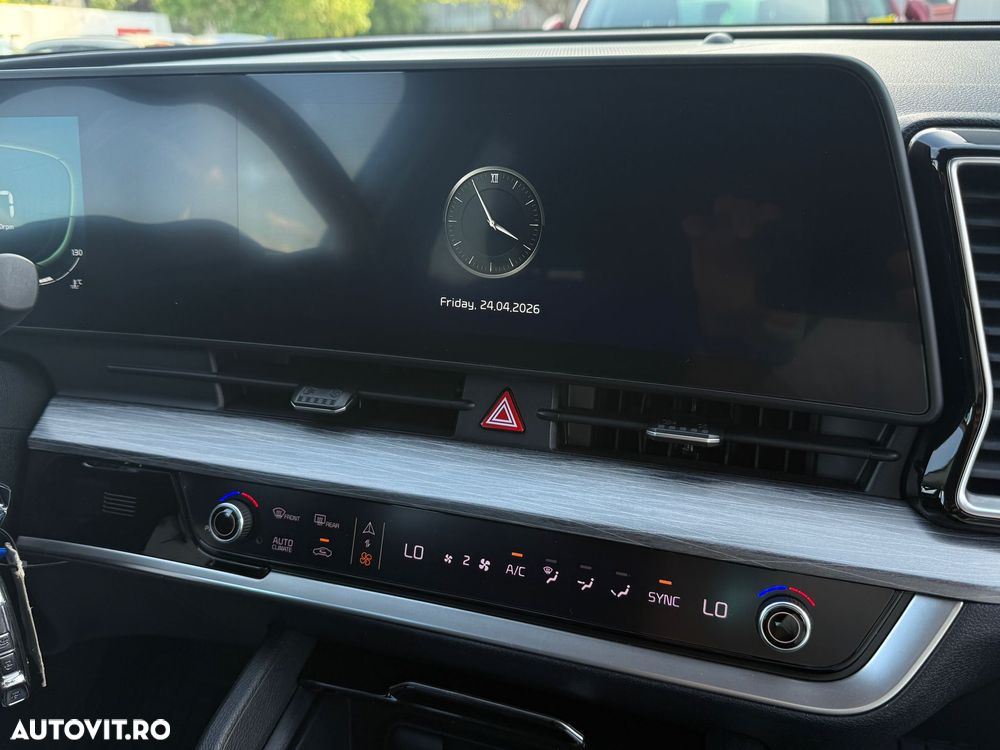 Kia Sportage 1.6 T-GDI MHEV 7DCT HP 4x4 Business Line - 23