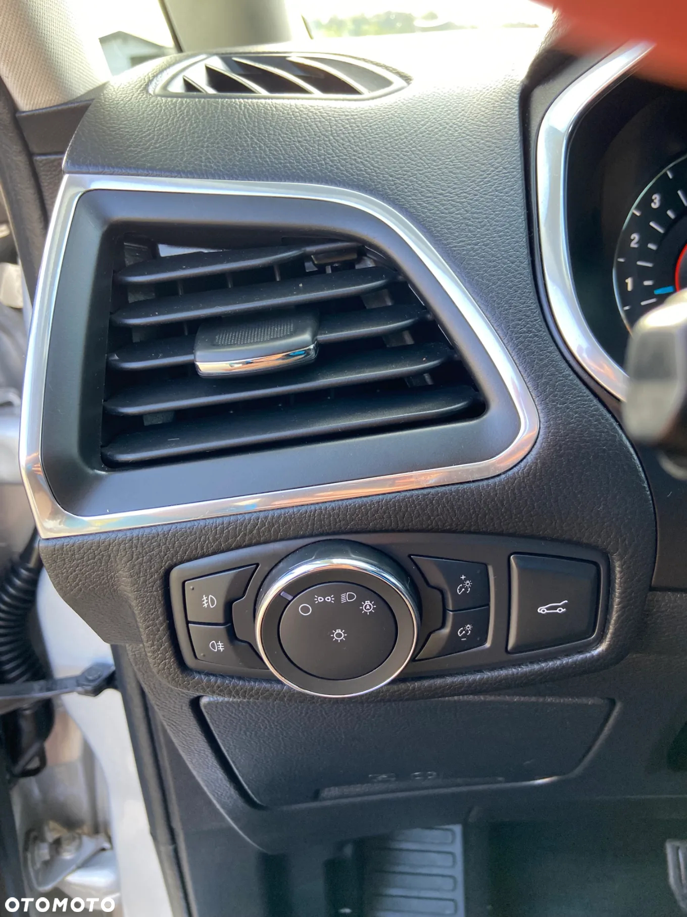 Ford Galaxy - 18