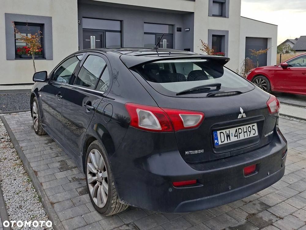 Mitsubishi Lancer - 14