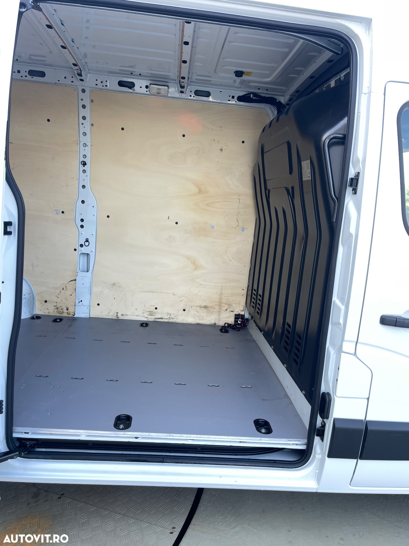 Renault Master  L2H2 DCI130 - 17
