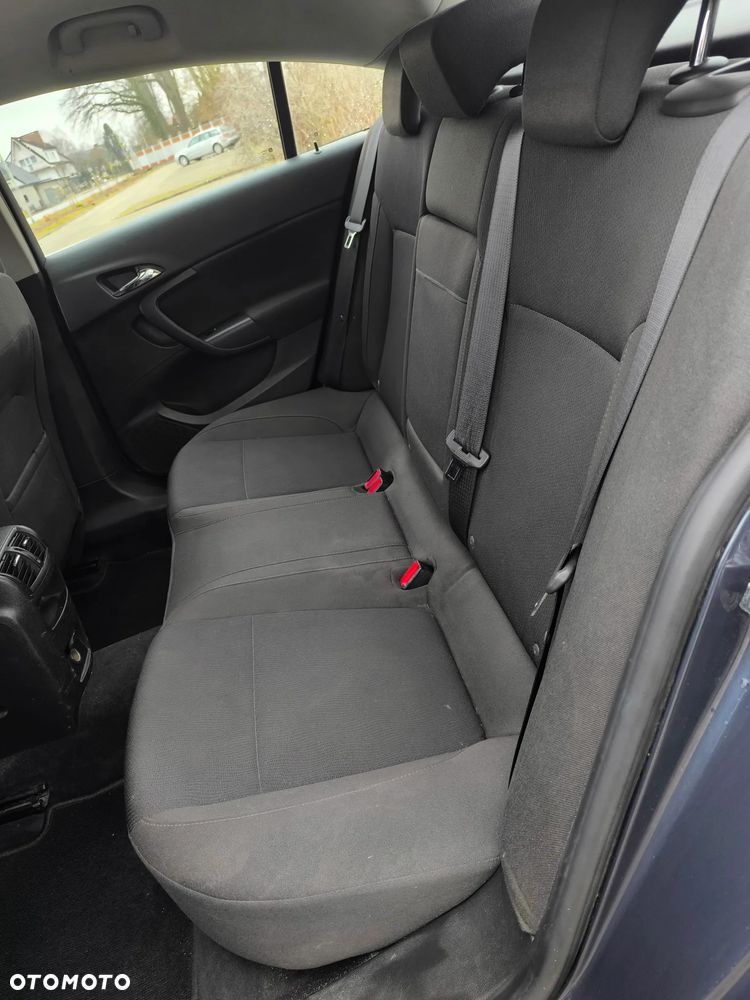 Opel Insignia 2.0 CDTI - 8
