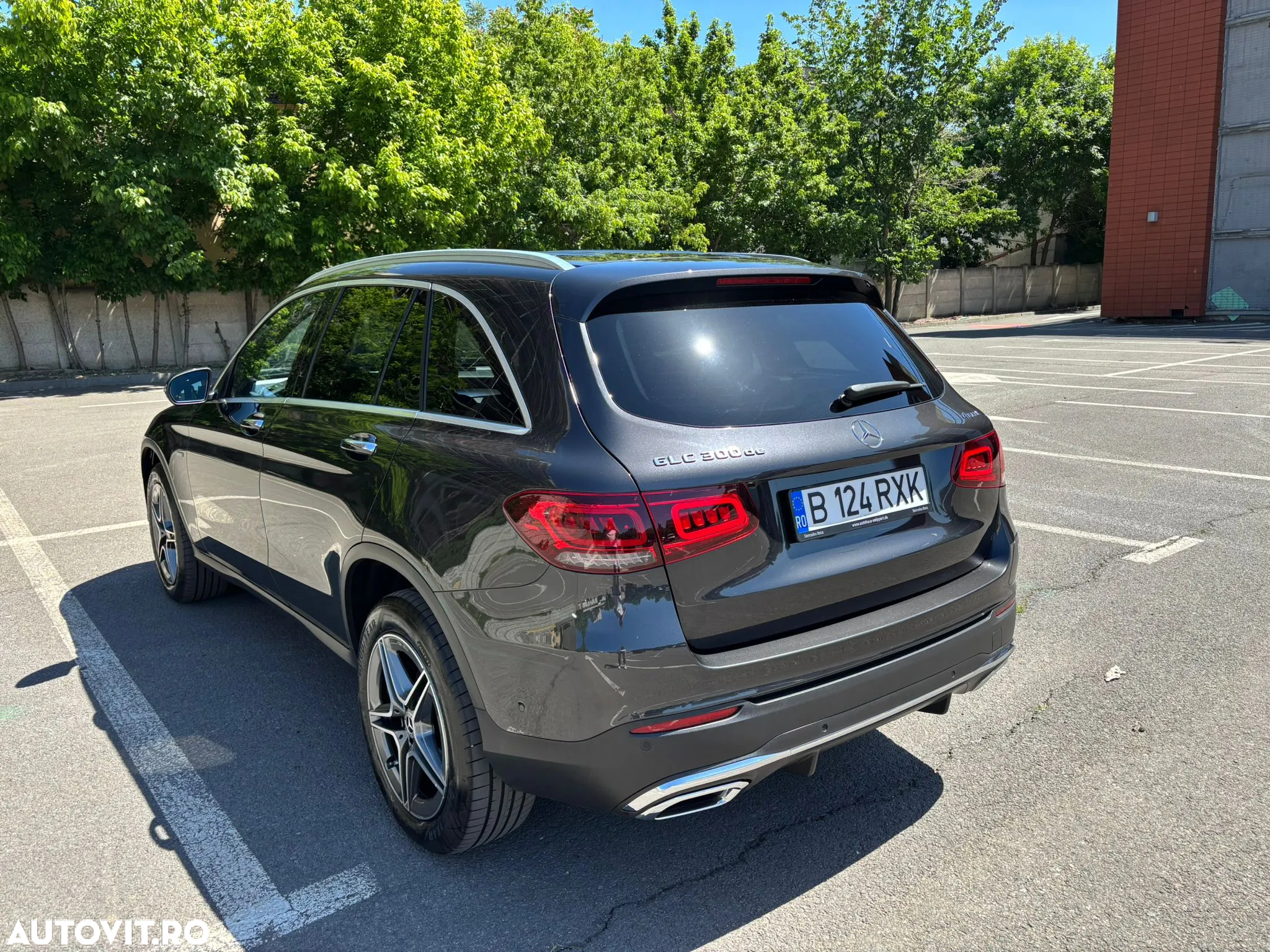 Mercedes-Benz GLC 300 de 4Matic 9G-TRONIC AMG Line Plus - 4