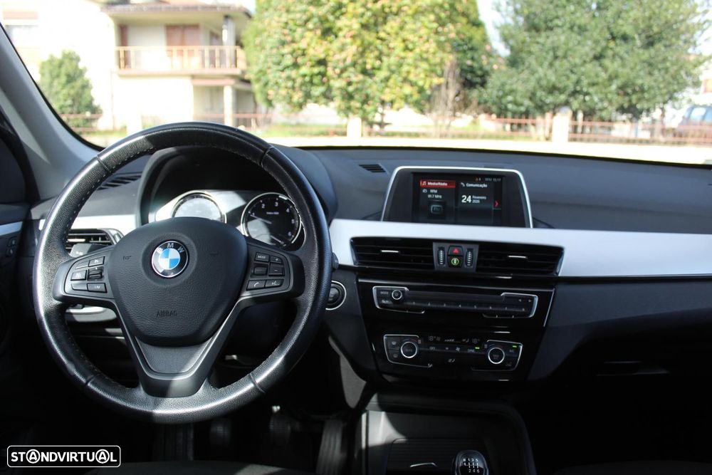 BMW X1 16 d sDrive - 23