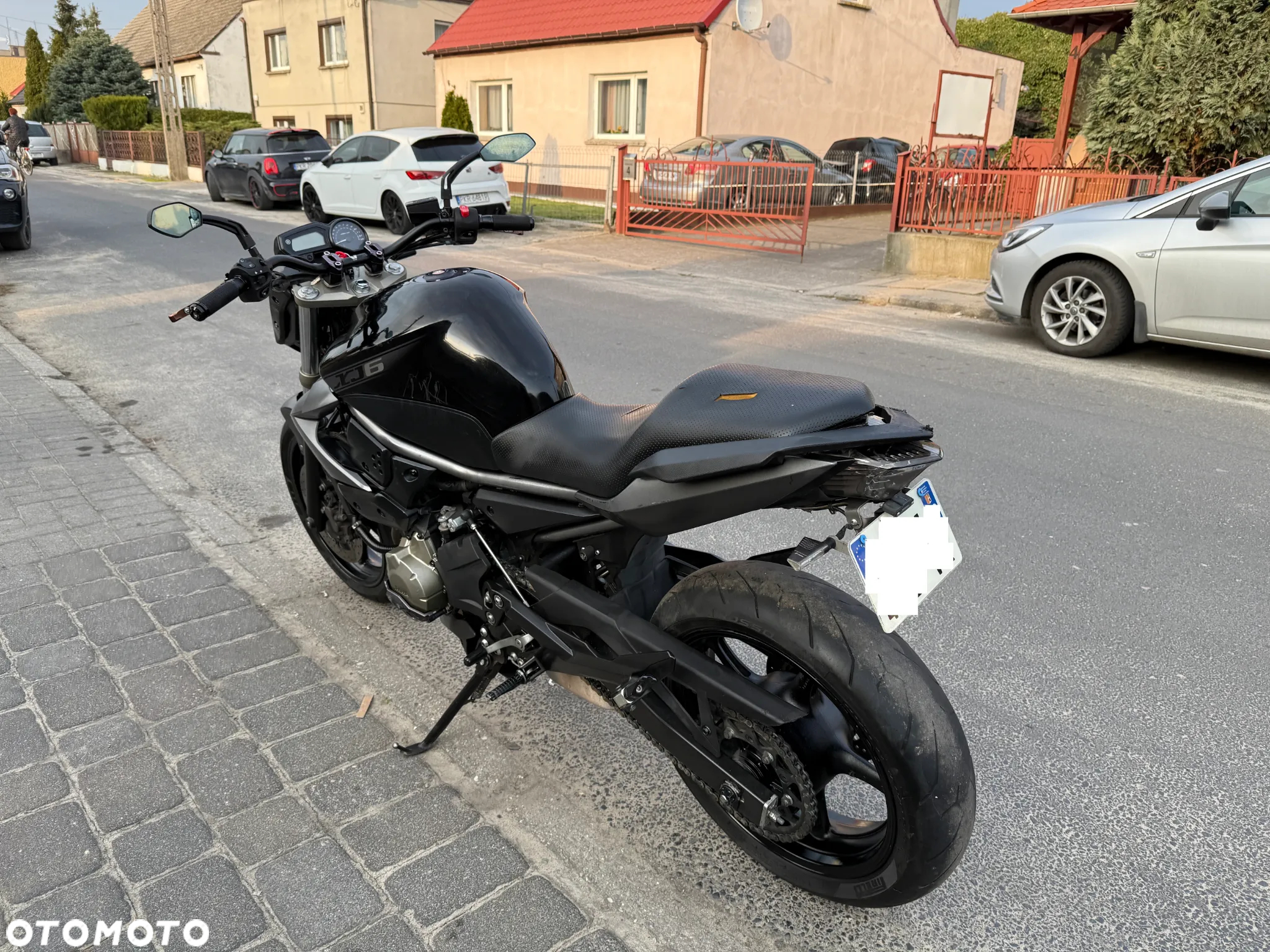 Yamaha XJ - 4
