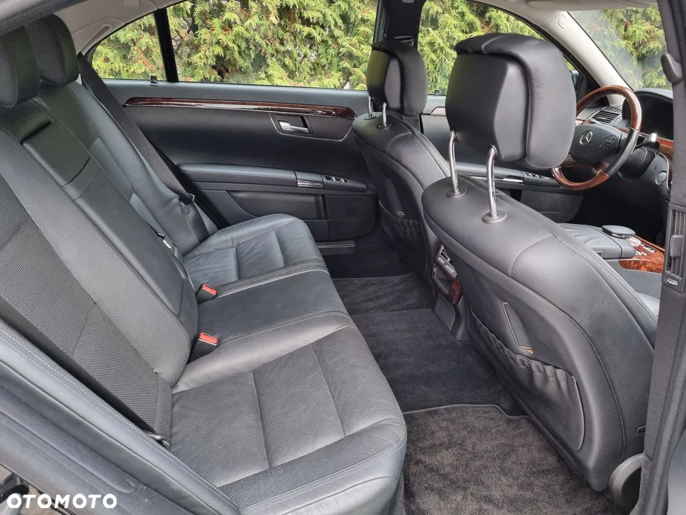 Mercedes-Benz Klasa S 500 L 4Matic 7G-TRONIC - 13
