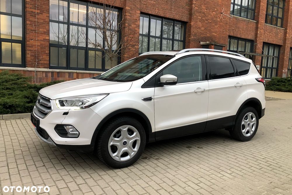 Ford Kuga 1.5 EcoBoost 2x4 Titanium - 15