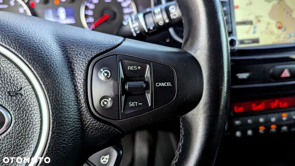 Kia Carens 1.6 GDI Business Line 7os EU6 - 18