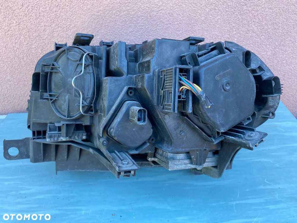 lampa BMW X3 E83 xenon dynamic prawa eu cała - 6