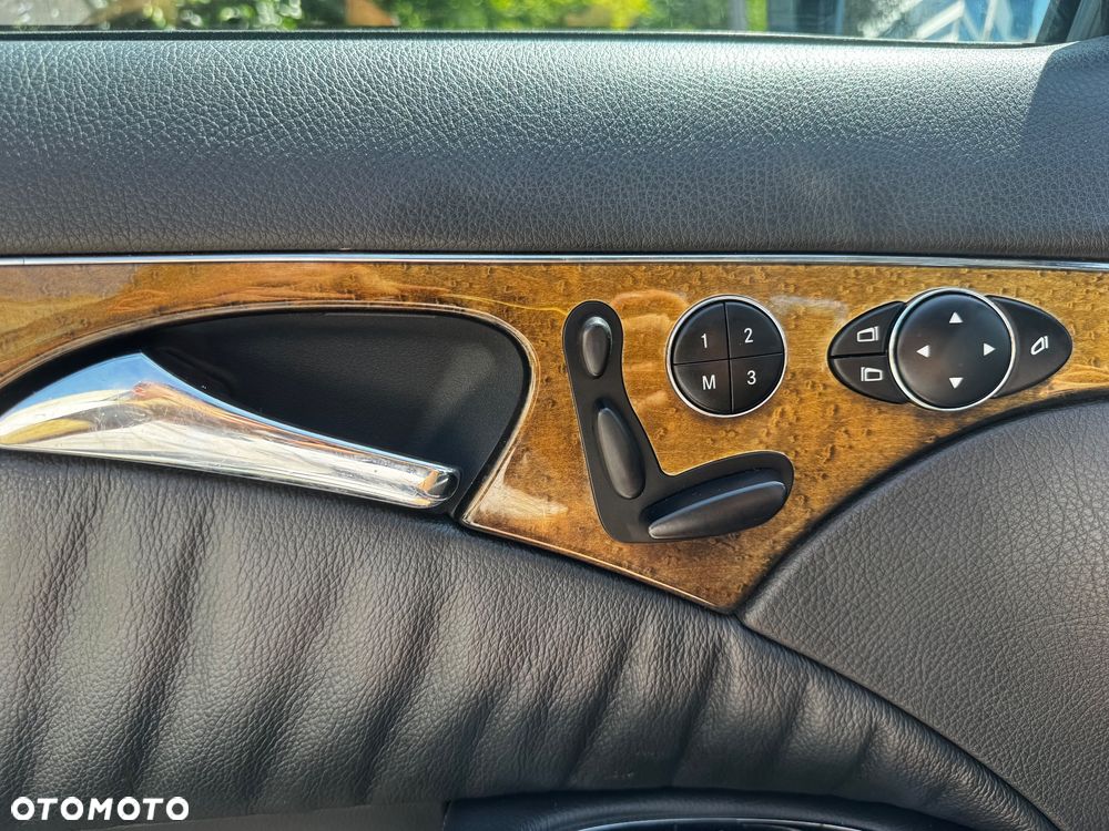 Mercedes-Benz Klasa E 350 4-Matic Avantgarde - 8
