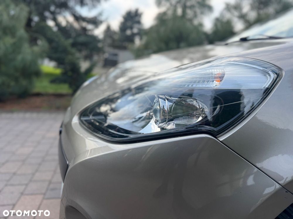 Renault Clio 1.2 16V TCE Initiale - 13