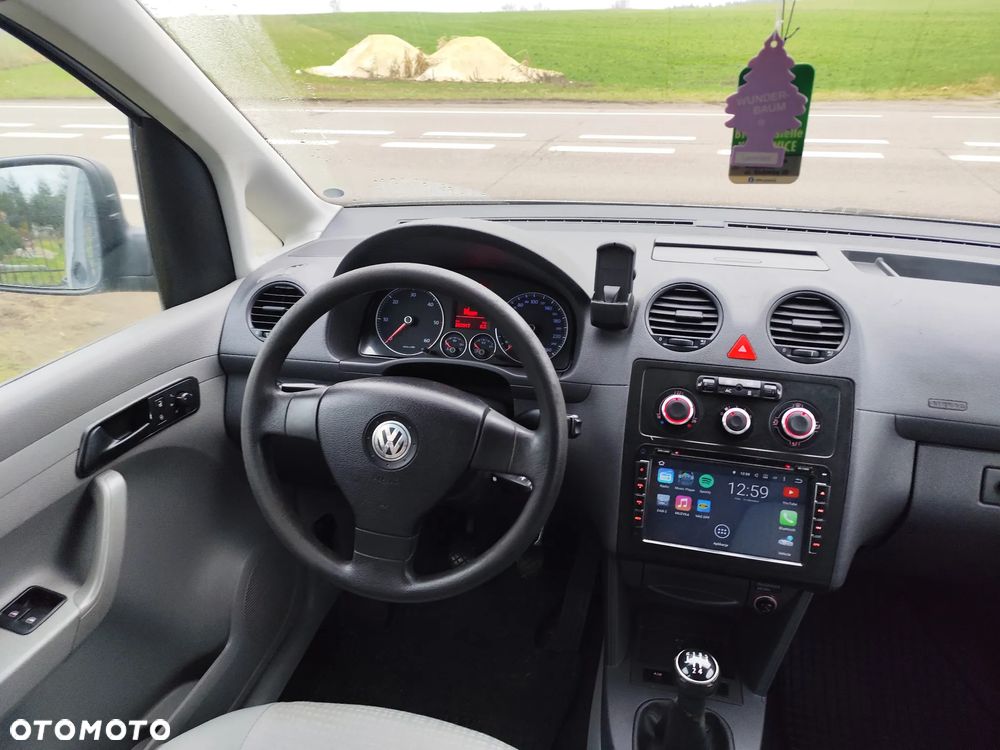 Volkswagen Caddy Life - 18