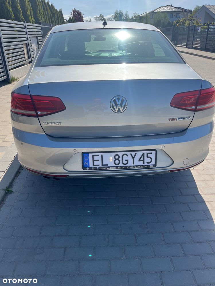 Volkswagen Passat ver-1-8-tsi-bmt-comfortline - 6