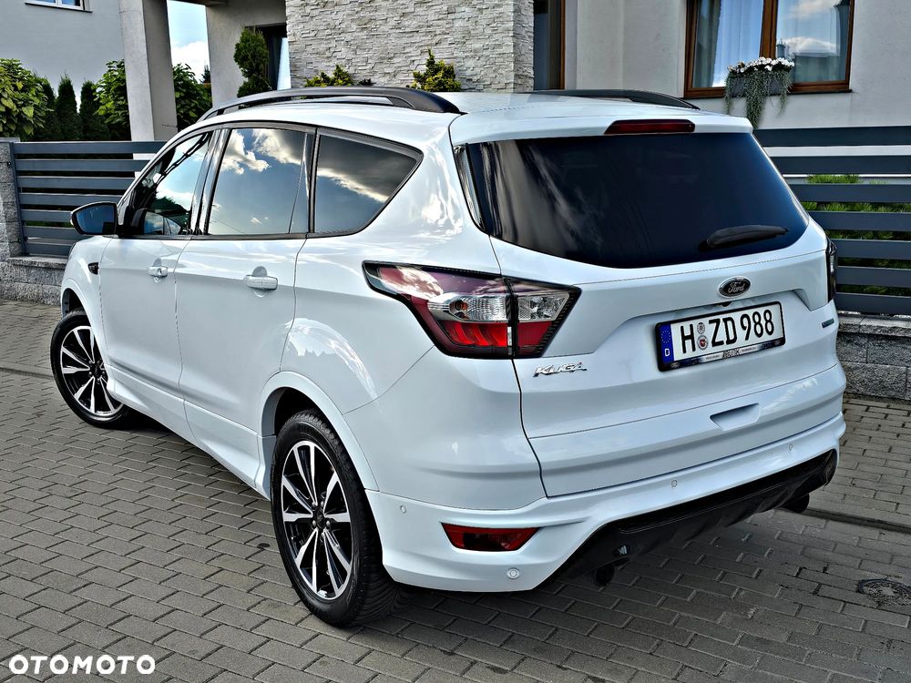 Ford Kuga 1.5 EcoBoost 2x4 ST-Line - 15