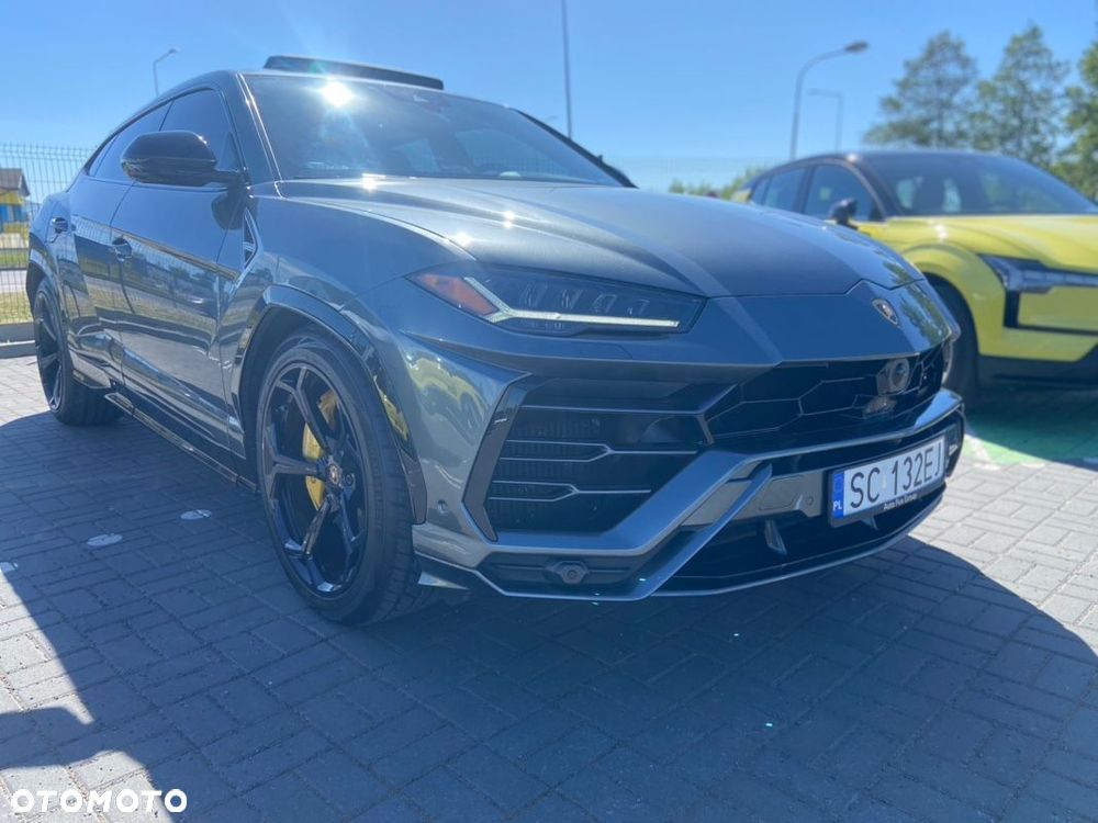 Lamborghini Urus Standard - 5