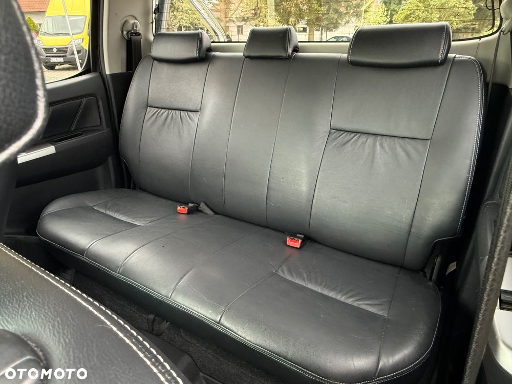 Toyota Hilux - 29