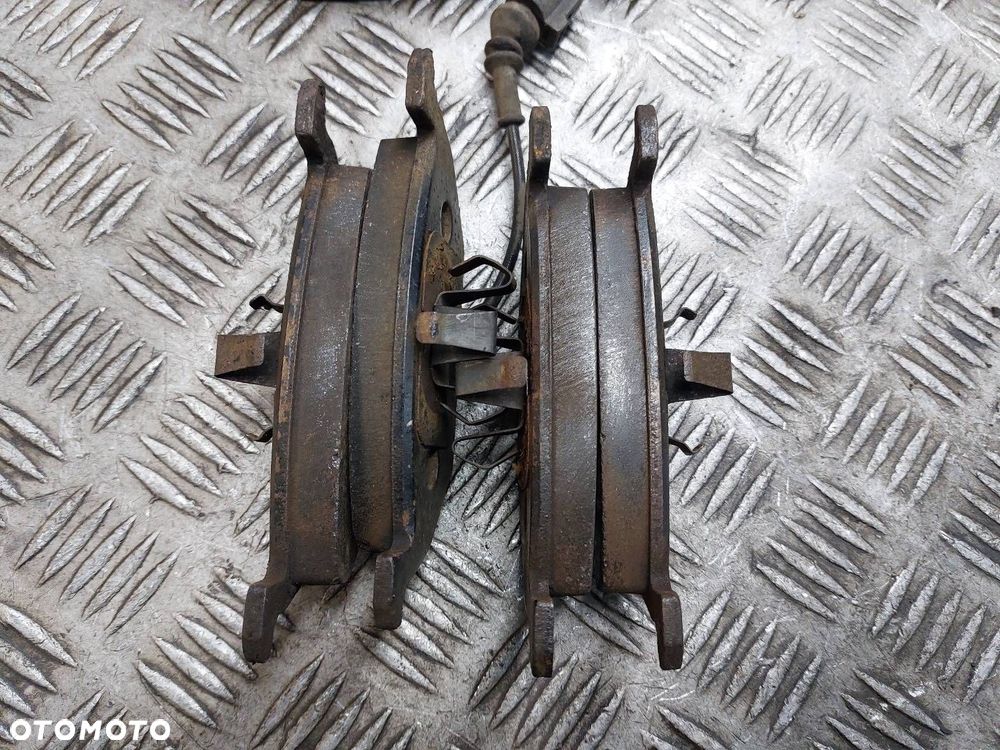 TARCZE HAMULCOWE PRZÓD + KLOCKI AUDI A3 8L 1.6 8V REMSA - 2