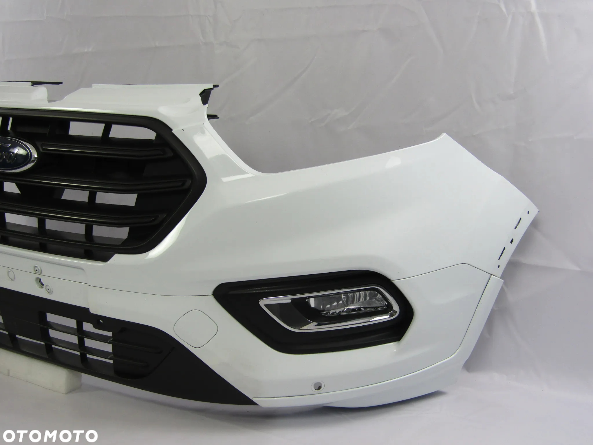 Zderzak przedni Ford Transit Tourneo Custom 18-22 Frozen White - 10