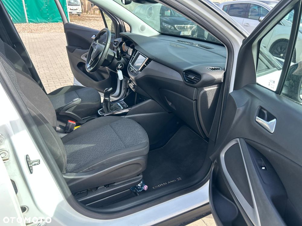 Opel Crossland X 1.2 Innovation - 22