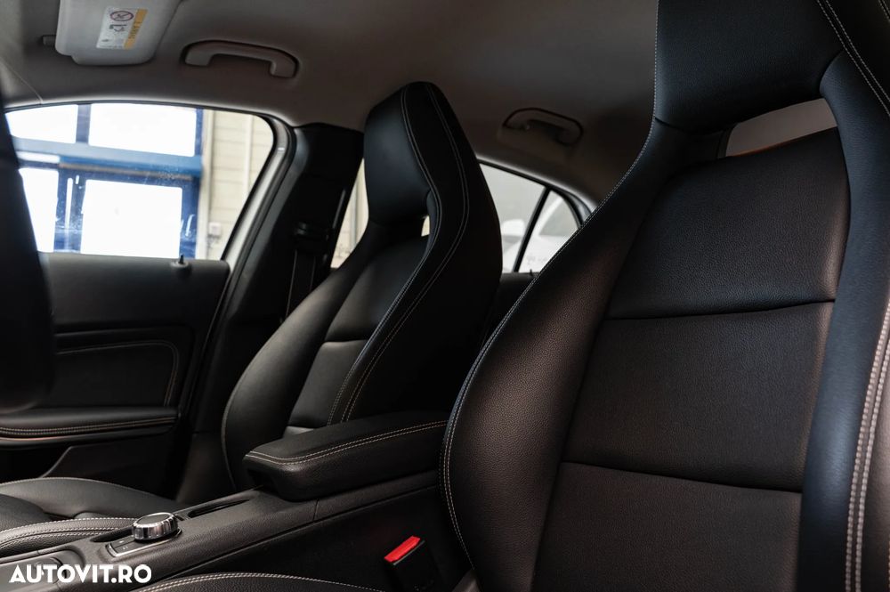 Mercedes-Benz GLA 250 7G-DCT UrbanStyle Edition - 6