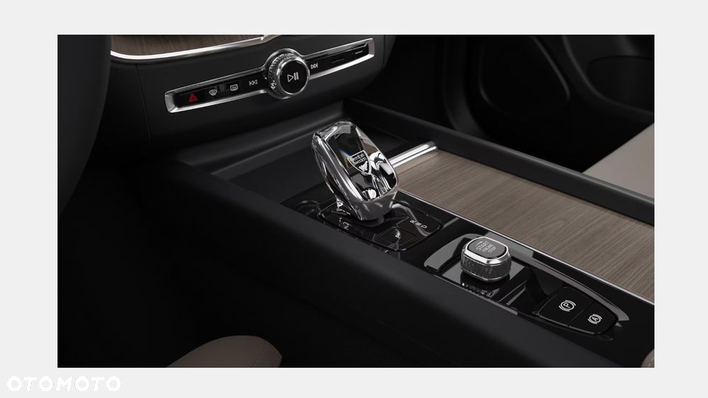 Volvo XC 60 B5 B AWD Ultra Dark - 11