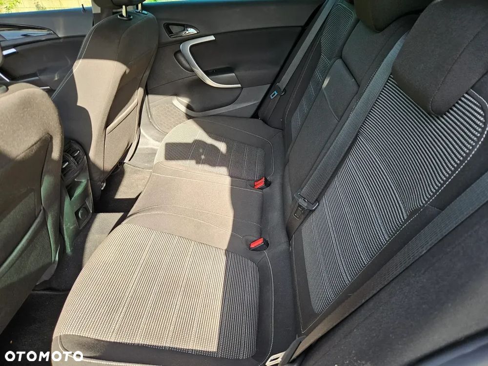 Opel Insignia 2.0 CDTI Edition - 11