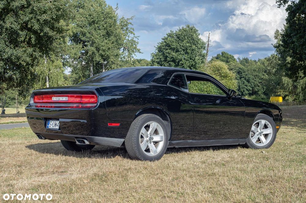 Dodge Challenger 3.5 SE - 2