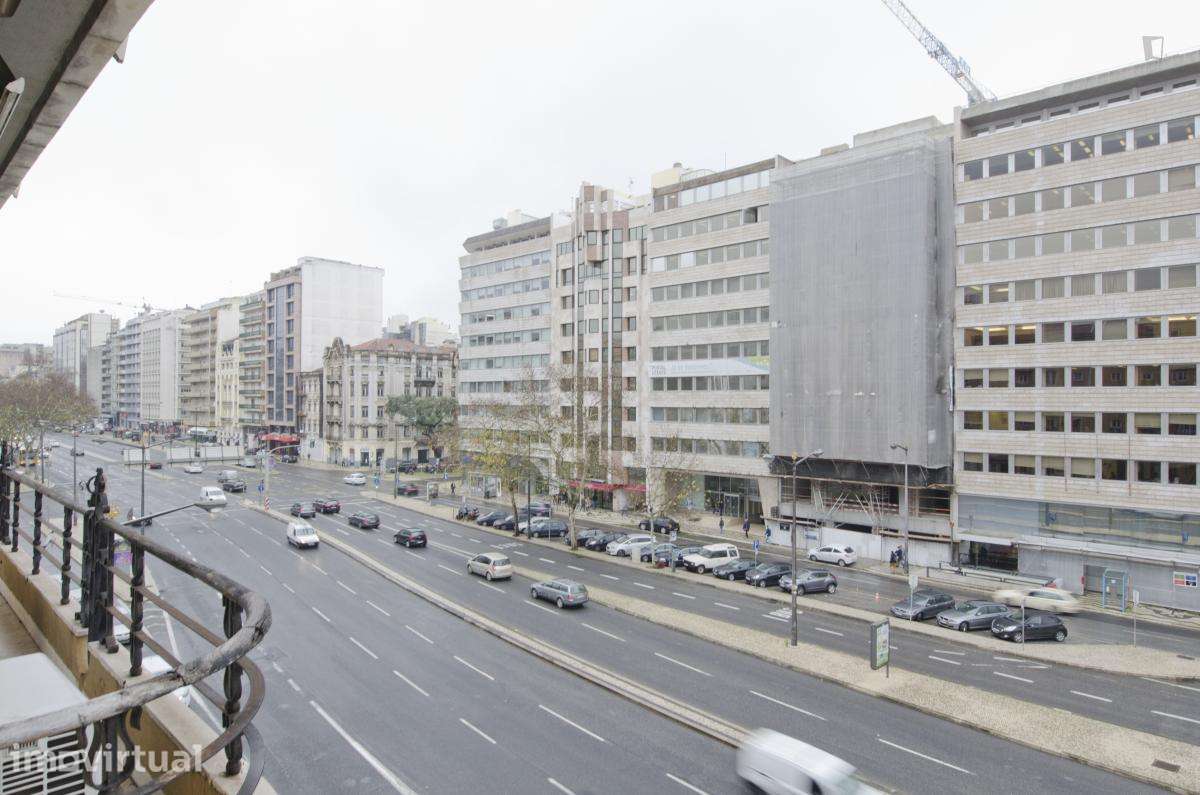 Quarto - localizado em Entrecampos Lisbon - Grande imagem: 5/17