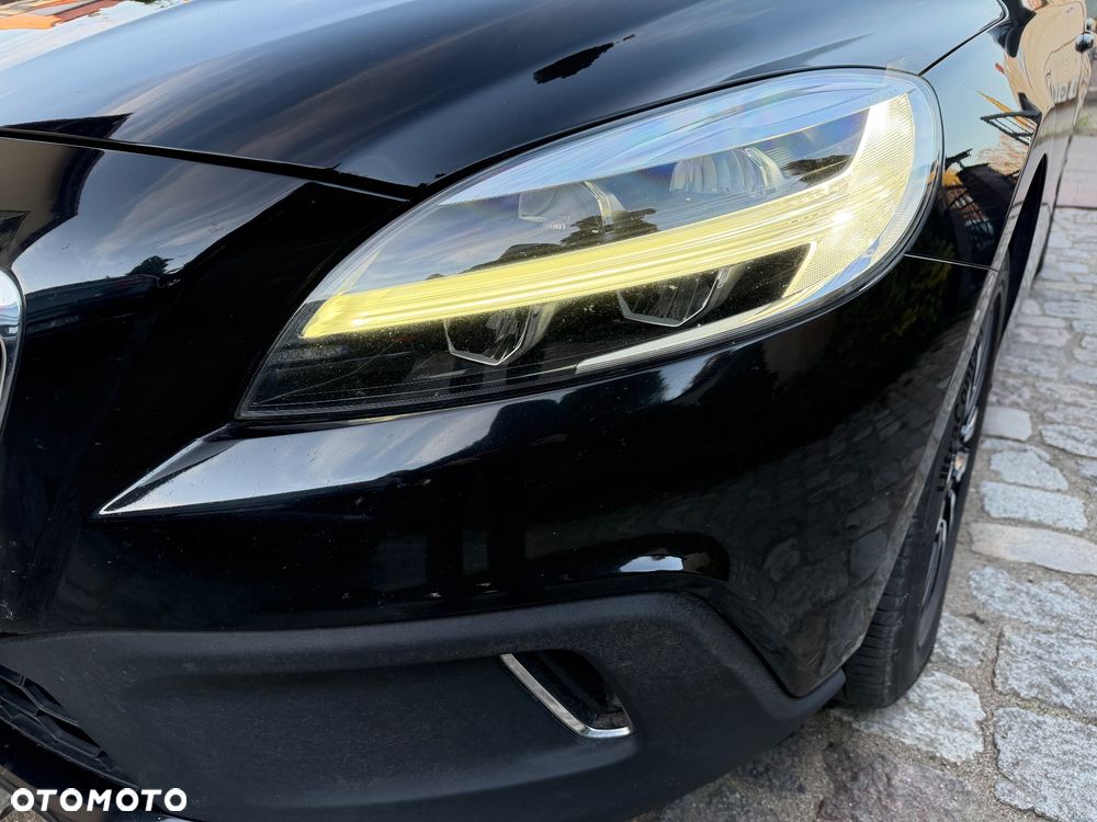 Volvo V40 T3 - 10