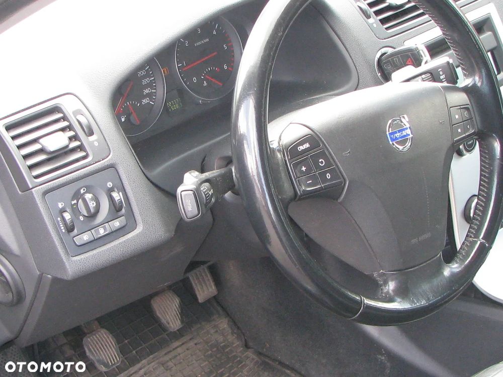Volvo V50 1.6D DRIVe - 13