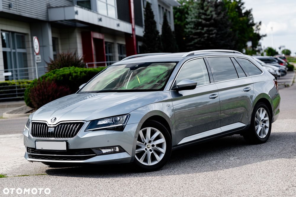 Skoda Superb 2.0 TDI 4x4 L&K DSG - 2
