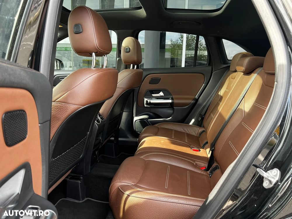 Mercedes-Benz GLA 200 7G-DCT AMG Line - 11