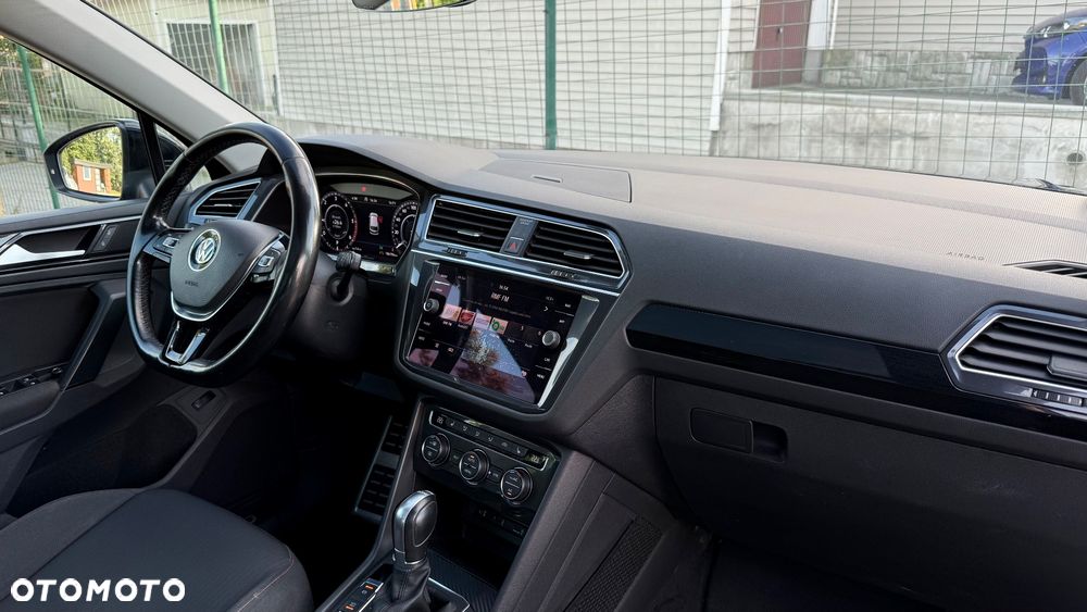 Volkswagen Tiguan 2.0 TDI SCR 4MOTION (BlueMotion Techn.) DSG Sound - 24