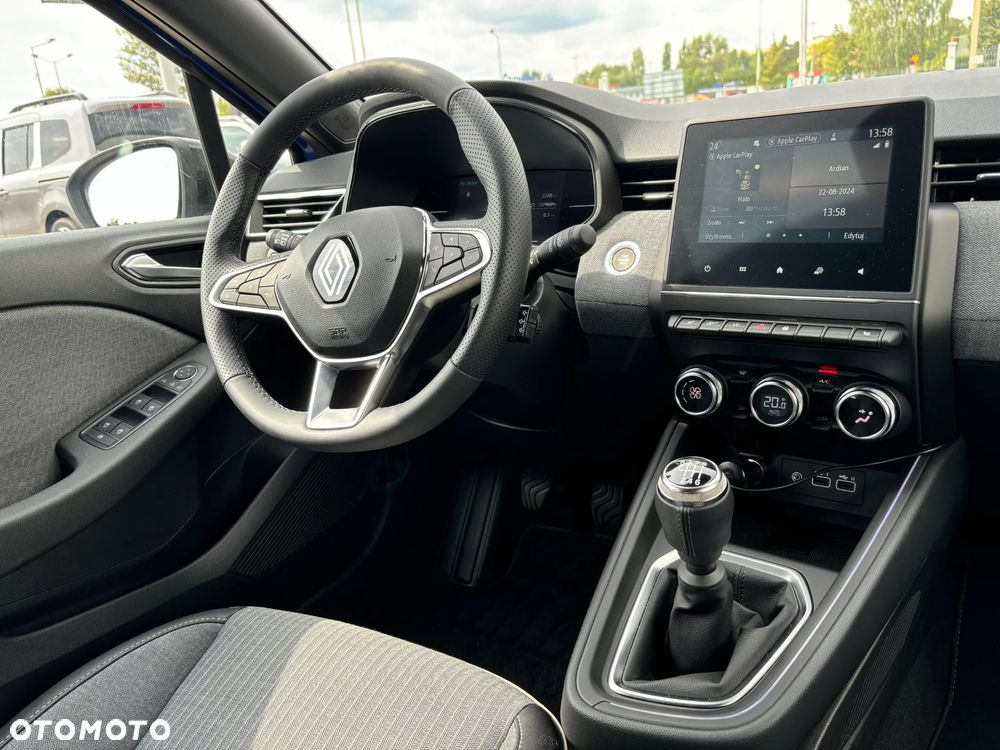 Renault Clio - 8