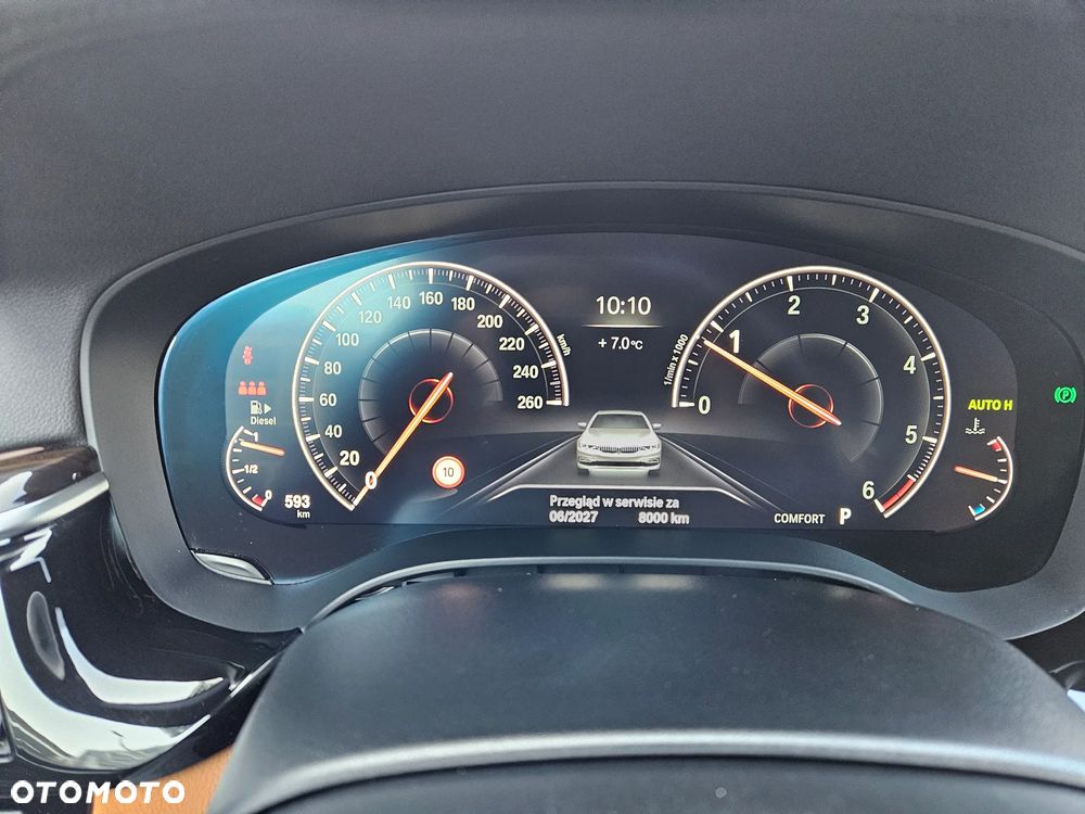 BMW Seria 5 520d xDrive Luxury Line - 31